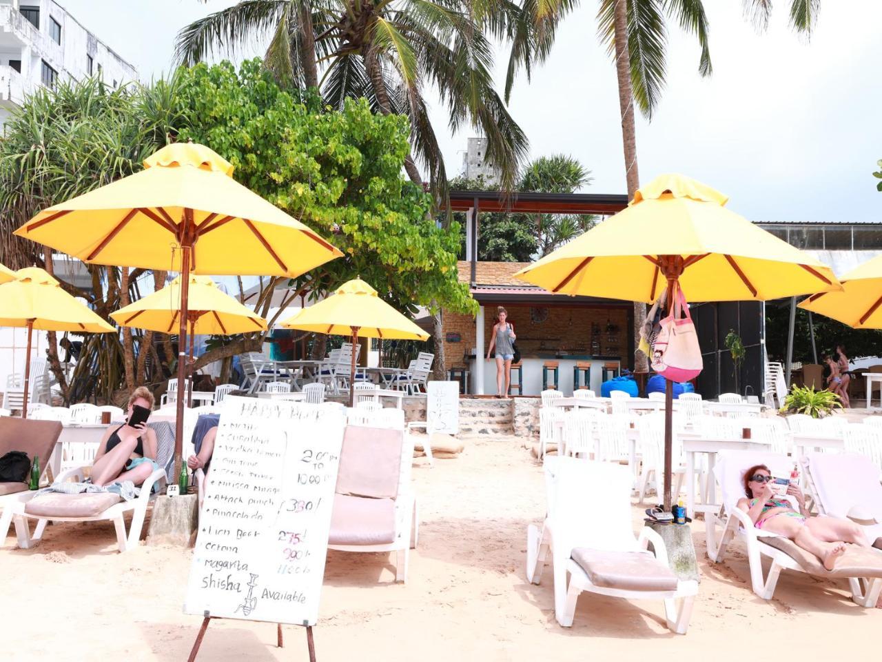 Fresh Wave Mirissa - Beach Front Exterior photo
